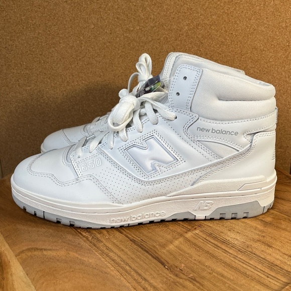 New balance
650r
Brand new - Picture 3 of 7